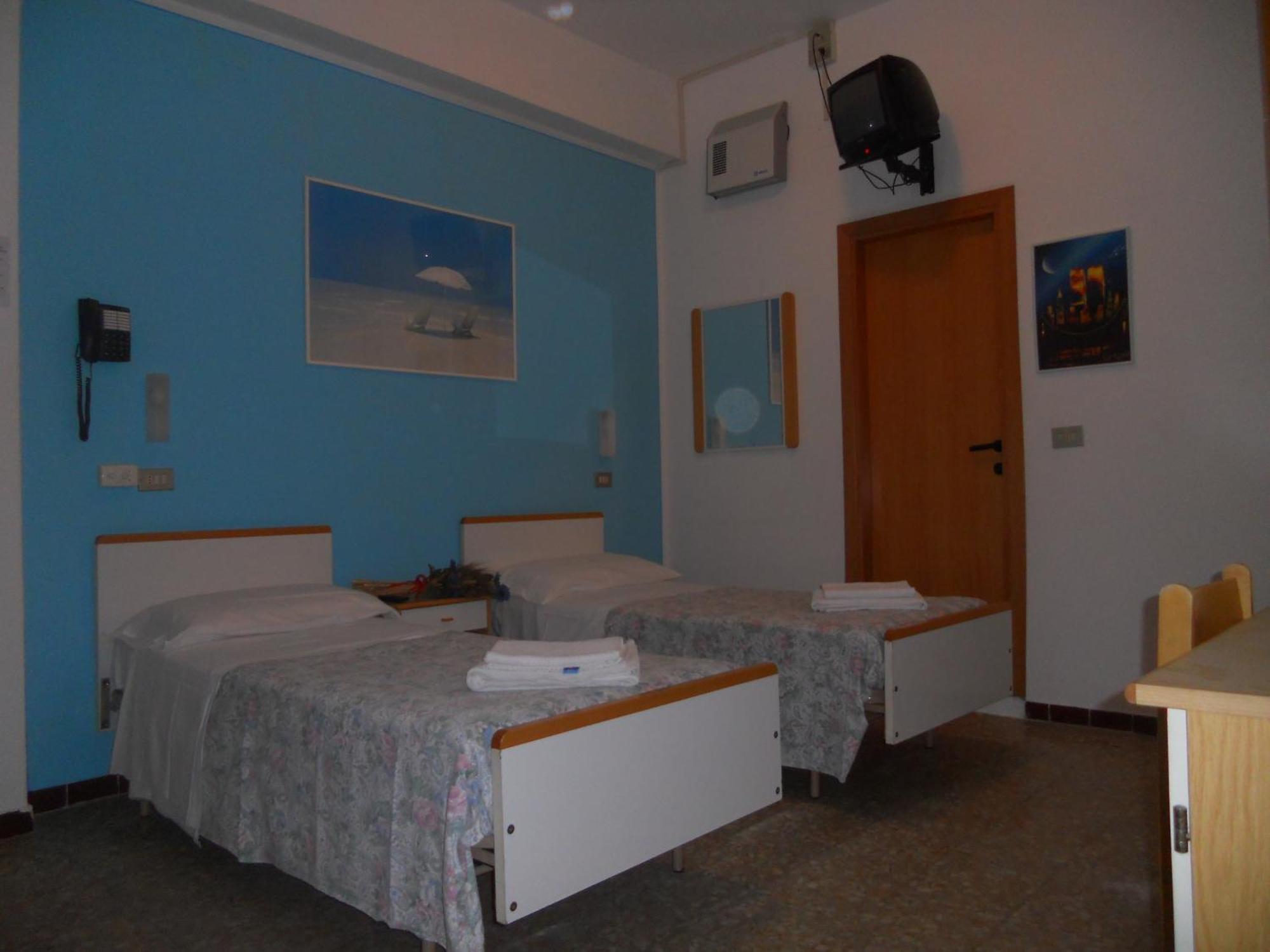 Hotel Pigalle Rimini Zewnętrze zdjęcie